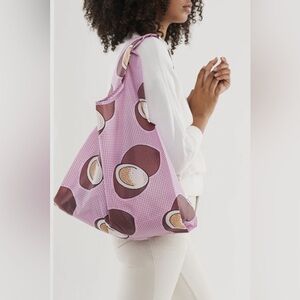 BAGGU Big Reusable Bag - Pink Coconut - Discontinued